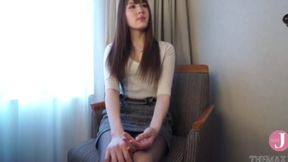 Can't Resist the Pleasure Despite Having a Boyfriend? Yui-chan's Tempting Encounter Begins