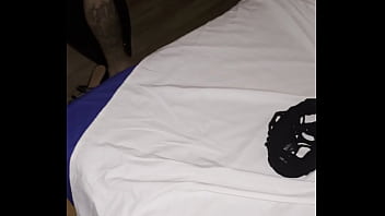 Meu vizinho meu fudeu! Vizinho pauzudo fode com a casada safada e marido filma tudo e fica na punheta.