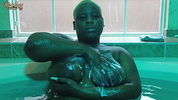 BATHTIME 🛁 ANAL 🍑