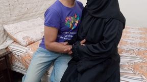 Indian Hindu boy secretly invites Muslim girlfriend to meet him at a hotel room