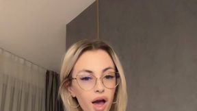 Community Creator
 @Alessia_Quinn @Boob Grab and #Blonde #Glasses #Nude #Big Boobs movie porn video | Tik.Porn