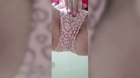 I masturbate my hairy pussy under the table in class