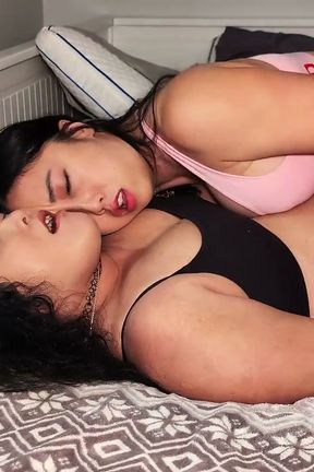 Jenny New York &amp; Kim Chi Bedtime Grind