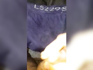 Intenso Orgasmo Dude Mientras Se Corre En Ropa Inward Con Gemidos y leche