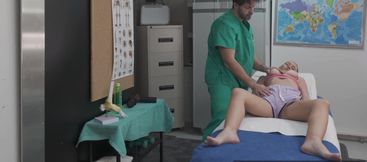 Natural Big Tits Latina Fucked by Horny Masseuse Gets Cumshot Inside