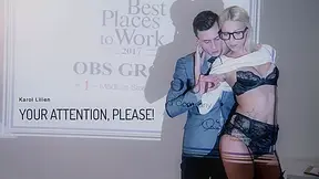 Karol Lilien in Your Attention, Please! - OfficeObsession