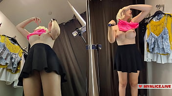 Naked Big Boobed Girl Trying Haul See-Through Clothes In Amateur Dressing Room&#x6DEB;&#x79FD;&#x89C6;&#x9891;