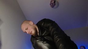 Leather Lord Spit