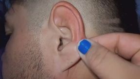 Mi oreja muy de cerca. Sensuales, movimientos y Ear teasing.