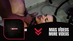 rapaz da bunda gostosa dando pra tres machos