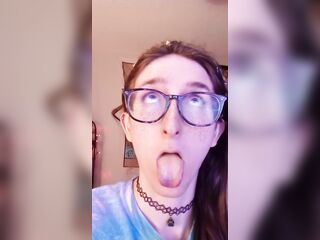 Bratty Paige is tired of expecting to be stuffed