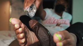 NellySexyToes Milks DFJ With Her Big Wide Size 11 Feet - Pov FJ - Ebony FJ - Size 11 Feet