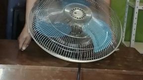 Jazmin destroys fan with her breasts and ass MP4 HD