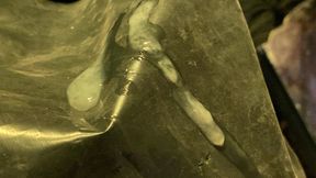 The glowing desire among the bags of rubble in silence.