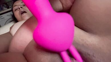 Playing with my clit has me cumming hard ????????