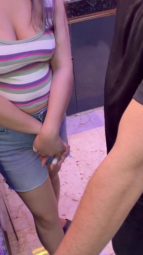 Jiju Ne Piche se Kitchen mein Aakar chudai Kardi..   Clip 1