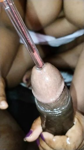 Desi  inserting pen