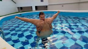 Underwater blowjob, 69, fuck and cum