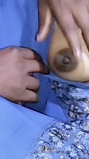I Found the Maid Alone in an Empty House and Fucked Her.