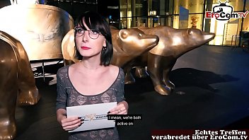 Deutsche Studentin abschleppen bei EroCom Date in Berlin &ouml_ffentliches Casting