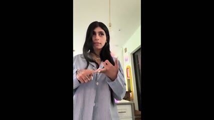 mia khalifa morning strip tease ppv  s