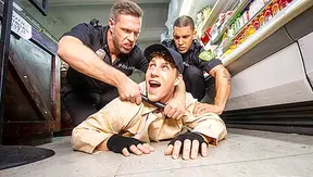 Handcuffed Claimed: Officer Alex Takes Pauls Tight Ass – GayPornHeat 18+