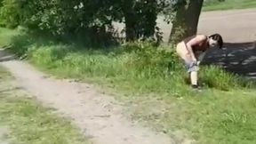 MILF dances seductively in the park and shows off her big booty