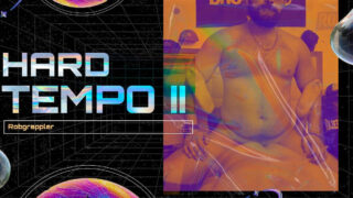 Harige, gespierde, mollige amateurs zuigen en worden hard anaal gepenetreerd.