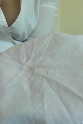 My Handkerchief Sniffing Afternoon, Lady Victoria Valente