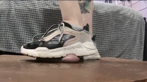 Cocktrampling in my lovely sneakers (wmv)