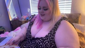 SSBBW Cake & Bacon Stuffing