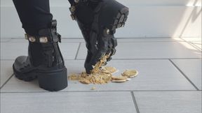 Boots Oreo Crushing