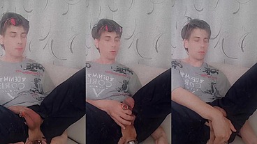 Julia Porn cums from hands-free anal orgasm with new toy