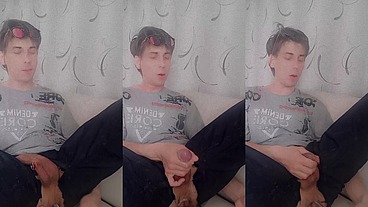Julia Porn cums from hands-free anal orgasm with new toy