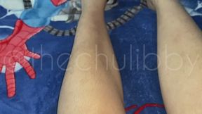Hairy legs, real feet: no filters, no shame