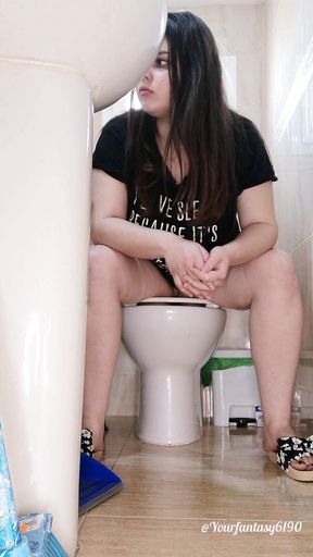 Farting on the toilet