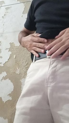 Cumshot in the renovation of the house