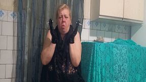 Smoking and coughing show MP4