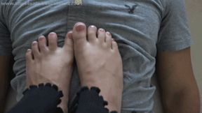 Under my toes (4k)