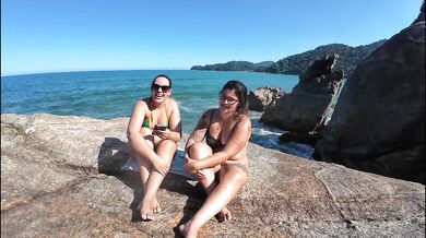 Entrevistei a mais gostosa do litoral de são paulo mostrando tudo sem censura