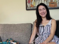 Hot amateur webcam teen masturbates for their fans