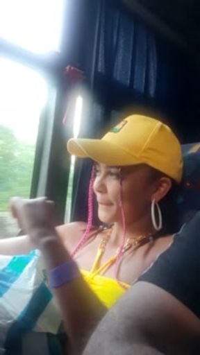 Fun trip with my friend, she shows her breasts in public.