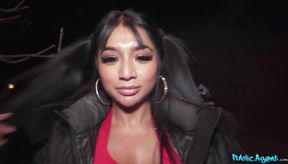 Yasmina Khan’s Public Seduction with Wet Desire