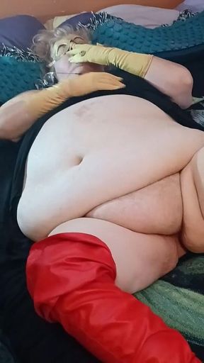 BBW Bat Girl Masturbates for You with Her Golden Gloves on!