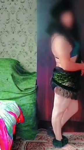 Captivating Cuteness: Dance Like Nobody's Watching!   Clip 2