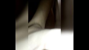 Me exibindo no banheiro do shopping