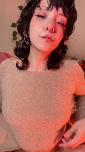 Natural fairy shows off her tiny tits