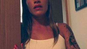 ”Sexy twin pays the executor with sex”