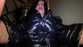 staircase downjacket tease – soft masturbation & dirty whispering