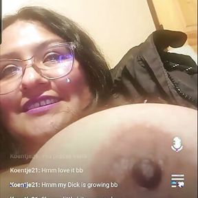 Big Tits Closeup Streaming